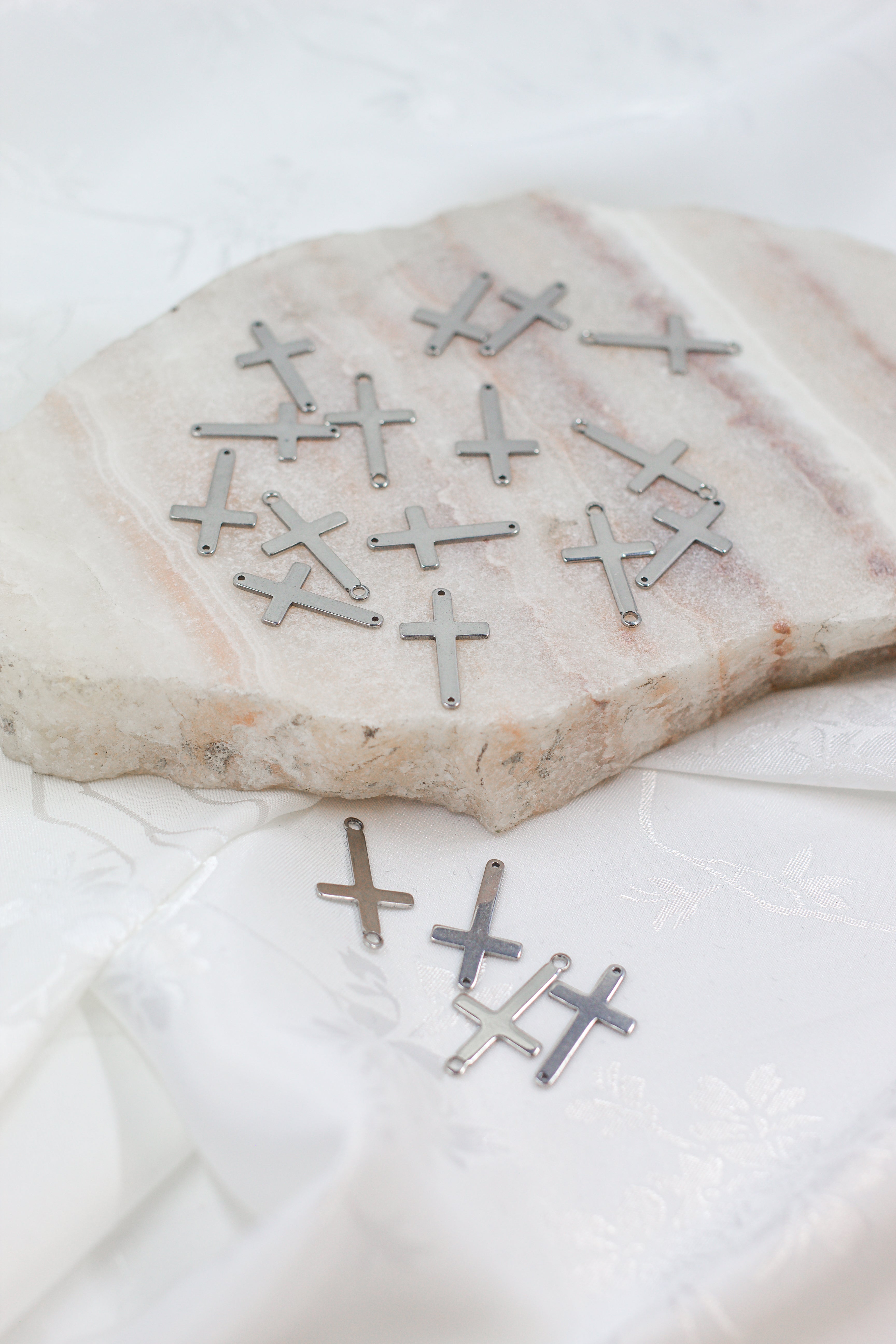 Cross Connector Charm